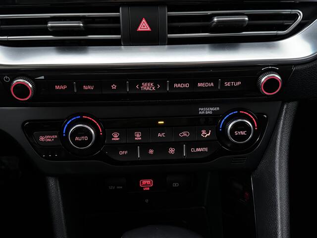 KIA Niro 1.6 GDi Hybrid ExecutiveLine | Trekhaak | Schuif/Kanteldak | Stoelverwarming/ventilatie |