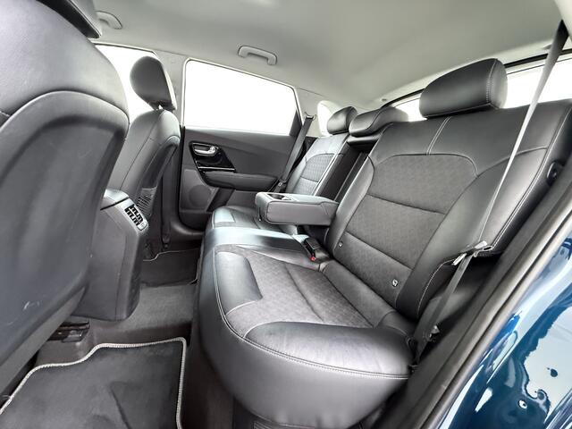 KIA Niro 1.6GDi Hybrid Automaat Trekhaak Adap.Cruise Navi Ecc Camera Apple Carplay Android Auto Pdc DynamicLine Regen-Lichtsensor Led Lmv Isofix DAB Lane Assist ESP 1.300KG Trekgewicht 1e Eigenaar Origineel Nederlandse Auto