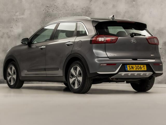 KIA Niro 1.6 GDi Hybrid DynamicLine Automaat (APPLE CARPLAY, NAVIGATIE, CAMERA, LEDER, SPORTSTOELEN, CRUISE, LANE ASSIST, NIEUWSTAAT)