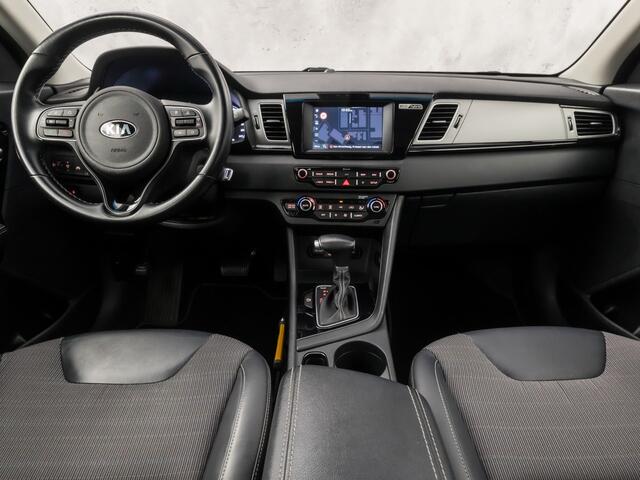 KIA Niro 1.6 GDi Hybrid DynamicLine Automaat (APPLE CARPLAY, NAVIGATIE, CAMERA, LEDER, SPORTSTOELEN, CRUISE, LANE ASSIST, NIEUWSTAAT)
