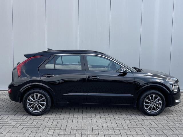 KIA Niro 1.6 GDi Hybrid DynamicLine Navigatie, Climate Control, Adaptive Cruise Control, Trekhaak, Stoel/Stuurverwarming,16"Lm,