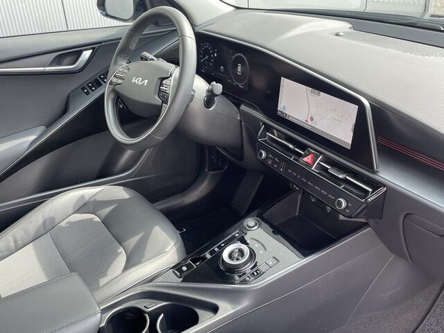 KIA Niro 1.6 GDi Hybrid DynamicLine Navigatie, Climate Control, Adaptive Cruise Control, Trekhaak, Stoel/Stuurverwarming,16"Lm,
