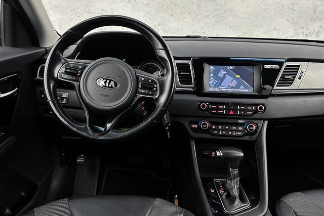 KIA Niro 1.6 GDi Hybrid DynamicLine | Camera | Half lederen bekleding | Airco