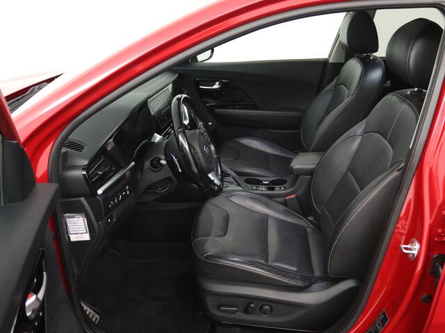KIA Niro 1.6 GDi Hybrid ExecutiveLine | Trekhaak | schuif-/kanteldak | Lederen bekleding | ¤750-inruilpremie