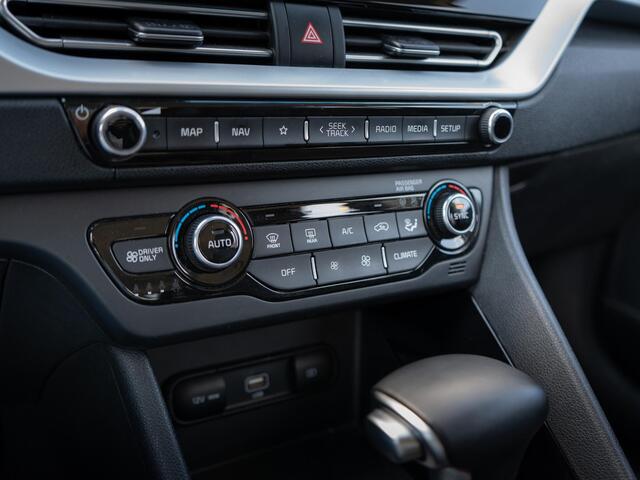 KIA Niro 1.6 GDi Hybrid ExecutiveLine | Stoel en sturverwarming | Navigatie |