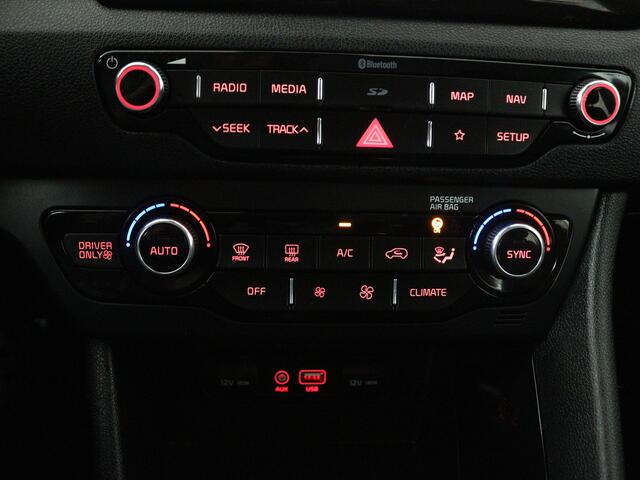 KIA Niro 1.6 GDi Hybrid DynamicLine Trekhaak | Camera | Apple Carplay/Android Auto | ¤750-inruilpremie