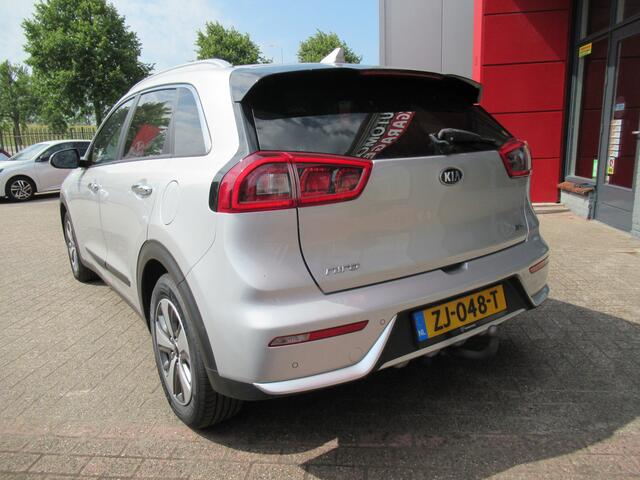 KIA Niro 1.6 GDi Hybrid DynamicPlusLine | Clima-Airco | Carplay | Parkeercamera | Incl. BOVAG Garantie | DAB+ | Trekhaak |