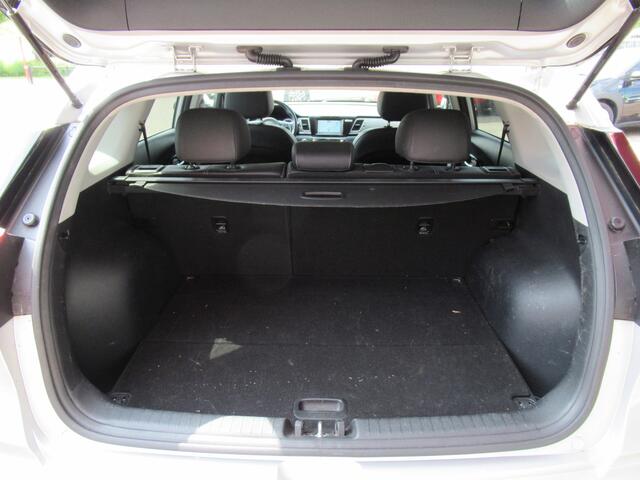 KIA Niro 1.6 GDi Hybrid DynamicPlusLine | Clima-Airco | Carplay | Parkeercamera | Incl. BOVAG Garantie | DAB+ | Trekhaak |