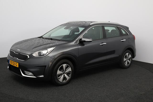KIA Niro 1.6 GDi Hybrid DynamicLine/ 16'' LMV/ Apple + Android/ Lane-Assist./ Half-Leder/ Navi/ Clima/ Cruise/ Bluetooth/ Armsteun/ Multi. LEDER. Stuur/ PDC/ Chroom/ LED Dagrijverl.