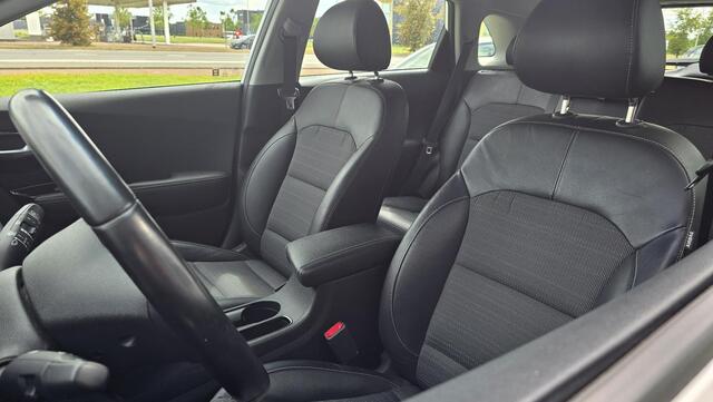 KIA Niro 1.6 GDi Hybrid DynamicLine |NAP|1e eigenaar|DOH|Trekhaak|Carplay
