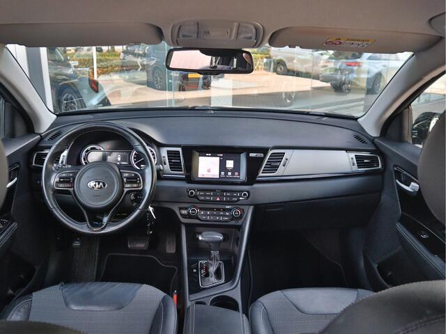 KIA Niro 1.6 GDi Hybrid DynamicLine Navigatie | Camera | Parkeersensoren | Trekhaak