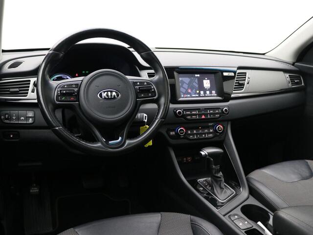 KIA Niro 1.6 GDi Hybrid Design Edition / Trekhaak / 1300kg Trekgewicht / Stoel en Stuurverwarming / Glazen Schuif-kanteldak / Achteruit Rij Camera / CC / Historie Bekend /