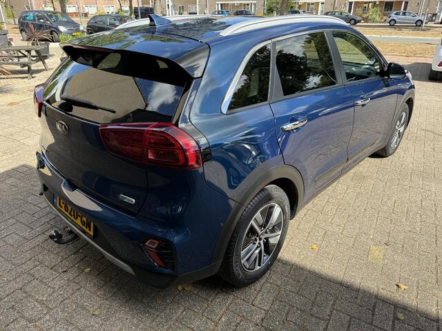 KIA Niro 1.6 GDi Hybrid DynamicPlusLine / Airco clima/ Navigatie/ Cruise/ Apple carplay/ Camera/ PDC/ LED/ Trekhaak/ Lederen bekl