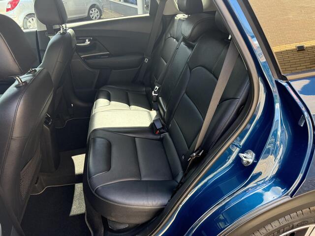 KIA Niro 1.6 GDi Hybrid DynamicPlusLine / Airco clima/ Navigatie/ Cruise/ Apple carplay/ Camera/ PDC/ LED/ Trekhaak/ Lederen bekl