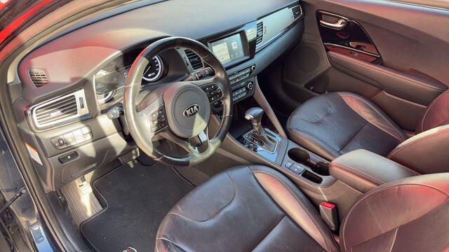 KIA Niro 1.6 GDi Hybrid DynamicPlusLine CAMERA / CARPLAY / LED / STOEL-STUUR VERW / CLIMA