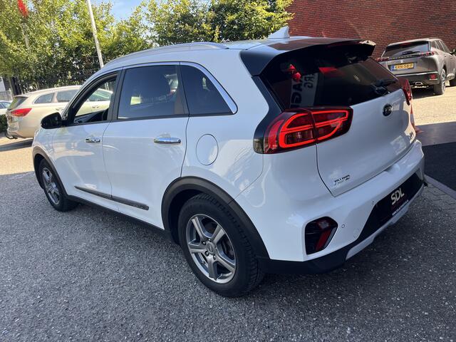 KIA Niro 1.6 GDi Hybrid ExecutiveLine // LEDER // ELEK.STOEL+GEHEUGEN // DODEHOEK // JBL // KEYLESS // STOELVERKOELING-VERWARMING //