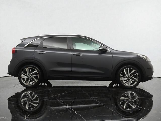KIA Niro 1.6 GDi Hybrid ExecutiveLine - Lederen bekleding - Stoel- en stuurverwarming - Navigatie - Camera - 12 maanden garantie