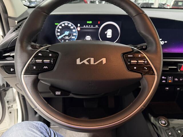 KIA Niro 1.6 GDi Hybrid DynamicPlusLine 18 inch, Stoel en Stuur verwarming, Apple Carplay/Android Auto, Navigatie, Camera.