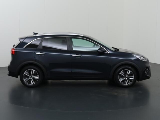 KIA Niro 1.6 GDi Hybrid DynamicPlusLine | Trekhaak | Schuif / Kanteldak | Leder | Stoel/Stuurwielverwarming | Dodehoek Detectie | Keyless Go | Cruise Control Adaptief | Navigatie | Parkeercamera |