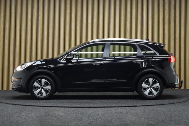 KIA Niro 1.6 GDi Hybrid DynamicLine | Afneembare Trekhaak | Cruise-control | Camera | Clima | Navigatie | Leder | Navigatie | Apple Carplay & Android Auto | All-season Banden