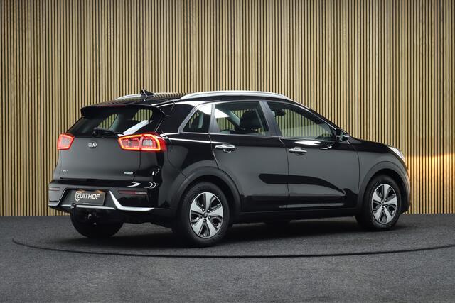KIA Niro 1.6 GDi Hybrid DynamicLine | Afneembare Trekhaak | Cruise-control | Camera | Clima | Navigatie | Leder | Navigatie | Apple Carplay & Android Auto | All-season Banden