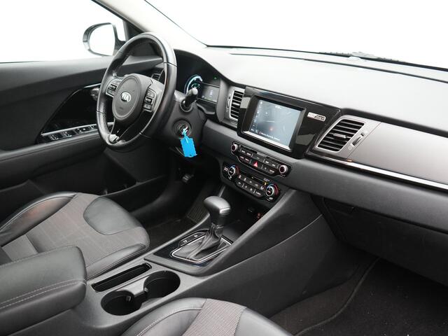 KIA Niro 1.6 GDi DynamicLine PHEV 141pk | Trekhaak | Adaptive Cruise | Achteruitrijcamera | Apple Carplay/Android Auto | Navigatie | 16"L.M | Lane Assist | Plug In Hybrid |