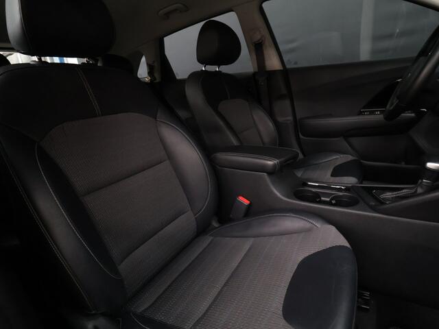 KIA Niro 1.6 GDi Hybrid DynamicLine [APPLECARPLAY, ANDROID, ACHTERUITRIJCAMERA, CRUISECONTROL, CLIMATE CONTROL, HALFLEDER, NAVIGATIE, LANE ASSIST, BLUETOOTH, NIEUWSTAAT]