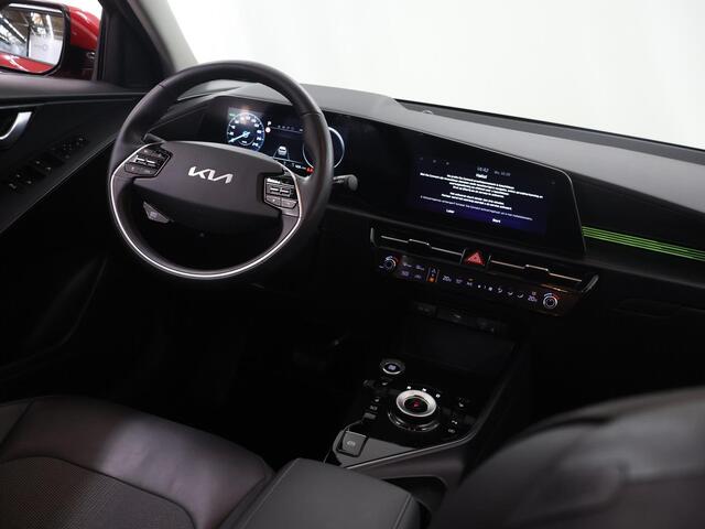 KIA Niro 1.6 GDi Hybrid DynamicPlusLine Edition | Ele.verstelbare stoel | HUD | Navigatie | Camera | DAB | Apple CarPlay/Android Auto | Stoel en stuurverwarming | Adaptieve Cruise Control | Ele. kofferdeksel |