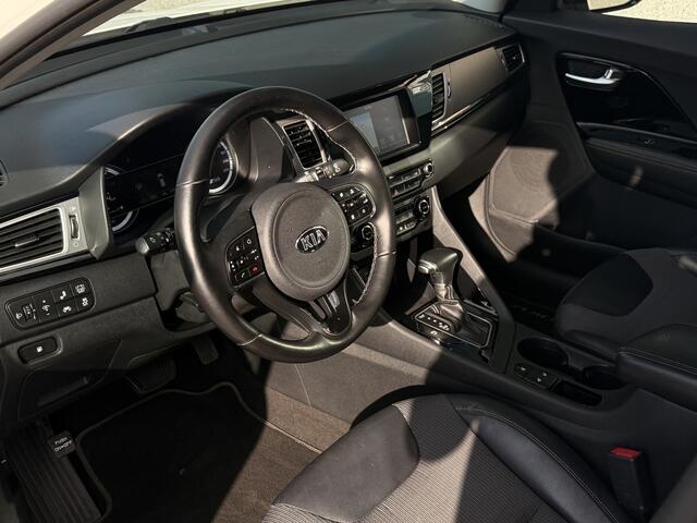 KIA Niro 1.6 GDi Hybrid ComfortLine | ACC | Stoel/Stuurverwarming | Achteruitrijcamera | Afn. Trekhaak | Apple Carplay | Dodehoek |