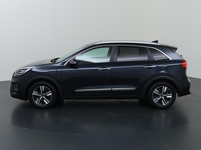KIA Niro 1.6 GDi PHEV ExecutiveLine | Schuif/Kanteldak | Lederen Interieur | Navigatie | Camera | DAB | Apple CarPlay/Android Auto | Stoel/stuurverwarming | Stoelkoeling | Adaptieve Cruise Control | Ele.verstelbare stoel + geheugen | JBL Audio |