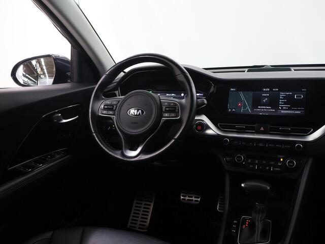 KIA Niro 1.6 GDi PHEV ExecutiveLine | Schuif/Kanteldak | Lederen Interieur | Navigatie | Camera | DAB | Apple CarPlay/Android Auto | Stoel/stuurverwarming | Stoelkoeling | Adaptieve Cruise Control | Ele.verstelbare stoel + geheugen | JBL Audio |