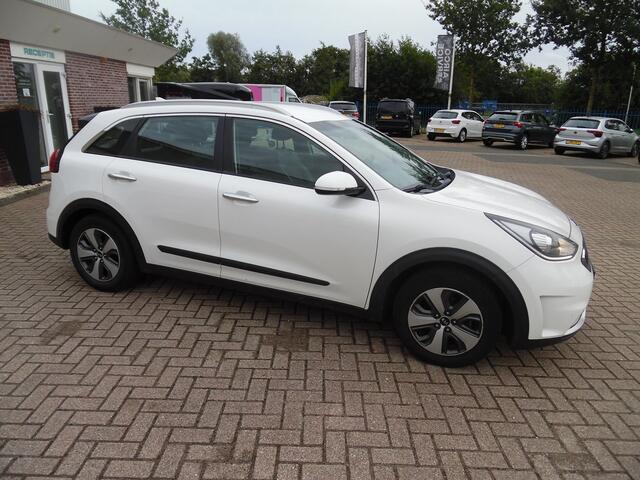 KIA Niro 1.6 GDi Hybrid DynamicLine