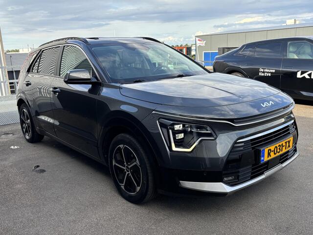 KIA Niro 1.6 GDi Hybrid DynamicPlusLine Schuif/kanteldak, Trekhaak, Dodehoekdetectie, Stoel- & Stuurwiel verwarmd, 1e eign. NL-auto