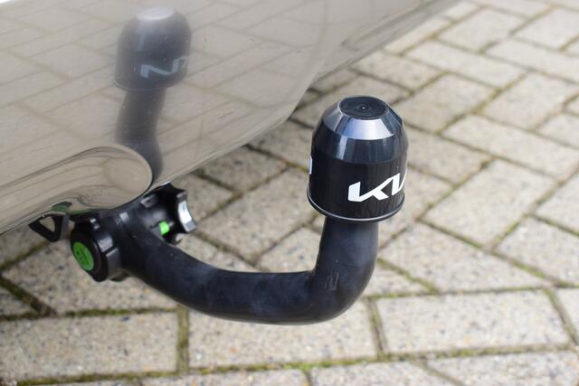 KIA Niro 1.6 GDi PHEV DynamicPlusLine | Trekhaak | Stoel- & Stuurverwarming | Dodehoekassistentie | Schuif-/ Kanteldak | Tot 10Jr. Kia-Garantie |
