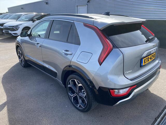 KIA Niro 1.6 GDi Hybrid DynamicLine Parkeersensoren, navigatie, 18" LMV, Apple CarPlay/Android Auto, achteruitrij camera, keyless, adaptieve cruise control