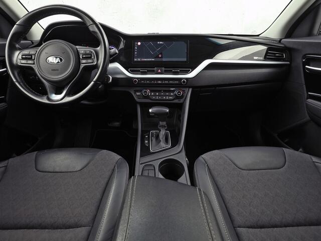 KIA Niro 1.6 GDi Hybrid DynamicLine 141Pk Automaat (APPLE CARPLAY, GROOT NAVI, CAMERA, TREKHAAK, SPORTSTOELEN, ADAPTIVE CRUISE, LANE ASSIST, NIEUWE APK, NIEUWSTAAT)