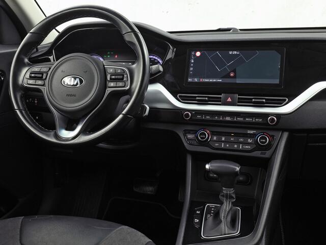 KIA Niro 1.6 GDi Hybrid DynamicLine 141Pk Automaat (APPLE CARPLAY, GROOT NAVI, CAMERA, TREKHAAK, SPORTSTOELEN, ADAPTIVE CRUISE, LANE ASSIST, NIEUWE APK, NIEUWSTAAT)
