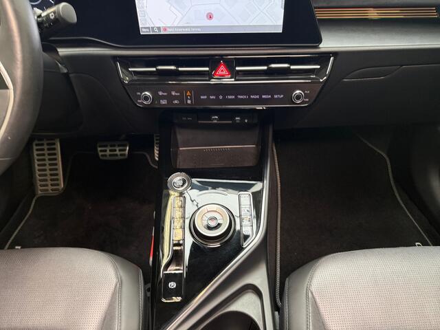 KIA Niro 1.6 GDi Hybrid ExecutiveLine I Trekhaak I Panoramadak I Elek. Achterklep I Camera I Stoel- en Stuurverwarming I Memory I CarPlay