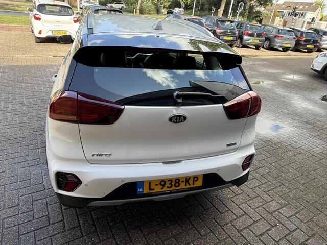 KIA Niro 1.6 GDi Hybrid DynamicLine / Airco clima/ Navigatie/ Cruise/ Apple carplay/ Camera/ PDC/ LMV/ Half leder