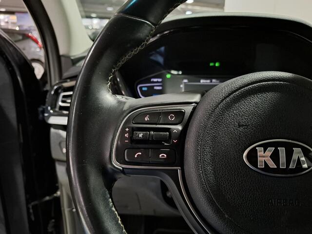 KIA Niro 1.6 GDi Hybrid DynamicLine Trekhaak, Schuif kantel dak, Apple Carplay/Android Auto, Navigatie, Camera.