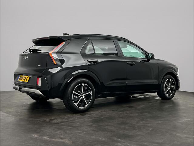 KIA Niro 1.6 GDi Hybrid DynamicPlusLine Deze auto staat zonder platen voor jullie deur -graag op de foto