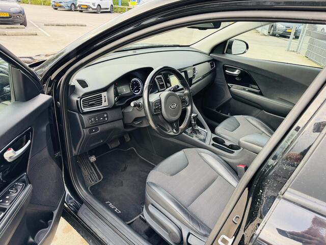 KIA Niro 1.6 GDi Hybrid DynamicLine Trekhaak | Clima | Cruise | Navi | Camera