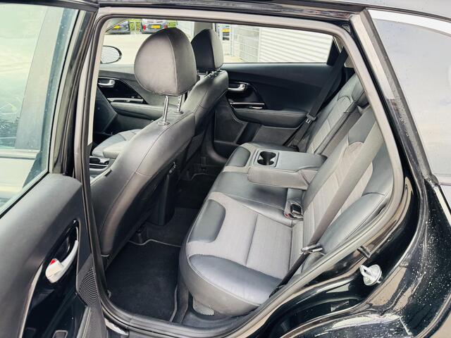 KIA Niro 1.6 GDi Hybrid DynamicLine Trekhaak | Clima | Cruise | Navi | Camera