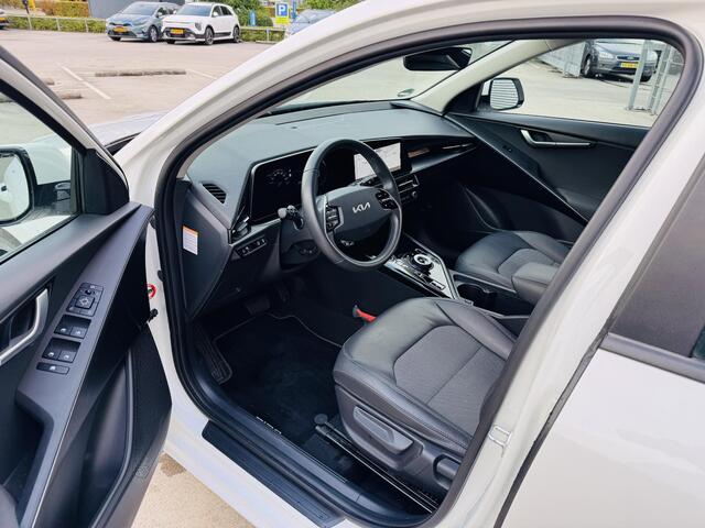 KIA Niro 1.6 GDi Hybrid DynamicLine NW door ons geleverd & onderhouden | Trekhaak