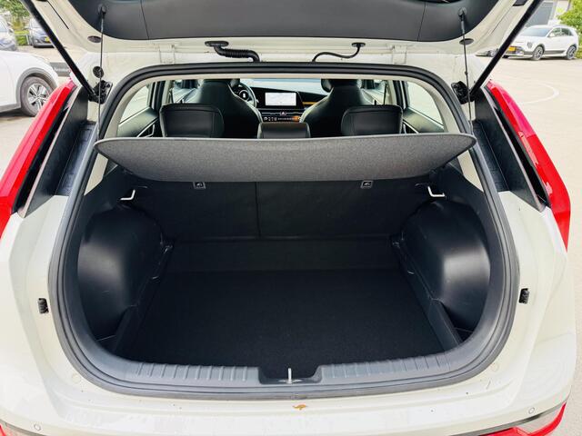 KIA Niro 1.6 GDi Hybrid DynamicLine NW door ons geleverd & onderhouden | Trekhaak