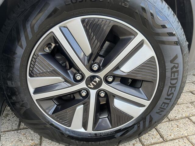 KIA Niro 1.6 GDi Hybrid ExecutiveLine l zeer luxe uitvoering l trekhaak l dodehoekdetectie l stoel, stuurwiel verwarming!