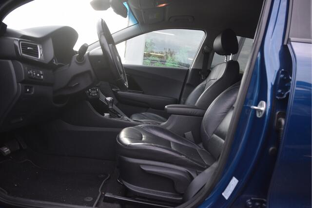 KIA Niro 1.6 GDi Hybrid DynamicPlusLine Carplay | Trekhaak | Camera | LMV | Keyless | Leer