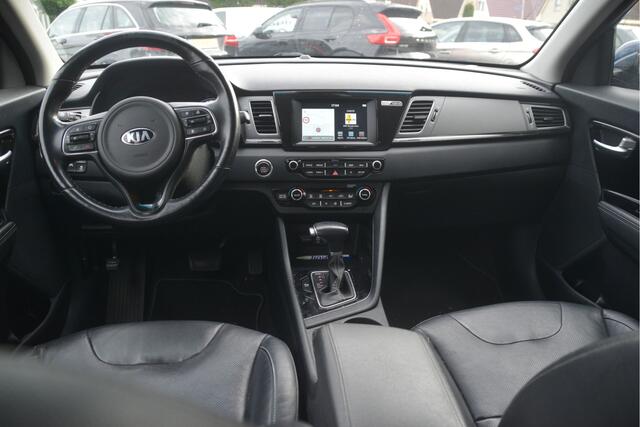 KIA Niro 1.6 GDi Hybrid DynamicPlusLine Carplay | Trekhaak | Camera | LMV | Keyless | Leer