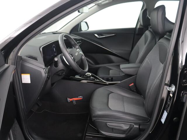 KIA Niro 1.6 GDi Hybrid DynamicLine | Half leder | Adaptive cruise | Lane assist | Trekhaak | Camera | Park assist | Carplay | Climate control | Full LED | 16" velgen