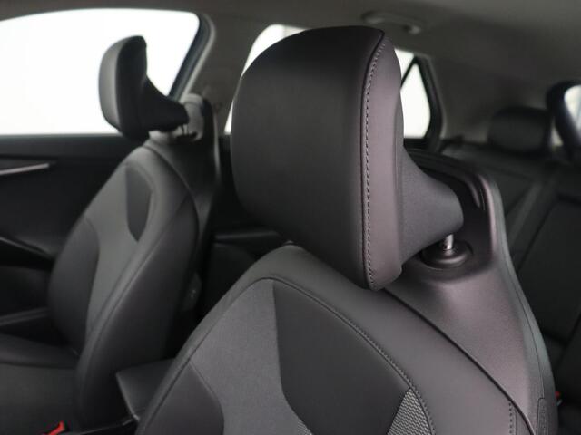 KIA Niro 1.6 GDi Hybrid DynamicLine | Half leder | Adaptive cruise | Lane assist | Trekhaak | Camera | Park assist | Carplay | Climate control | Full LED | 16" velgen